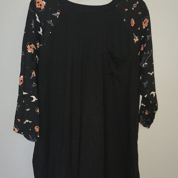 Torrid Disney Halloween three-quarters tee size 4 - Picture 8 of 8